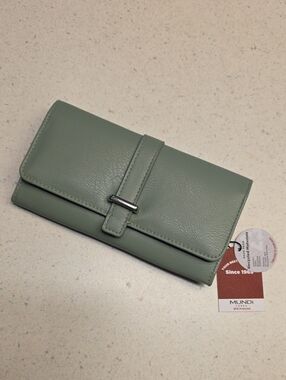 Mundi Sage Green Faux Leather Clutch Wallet RFID Protection Tri-Fold - NEW